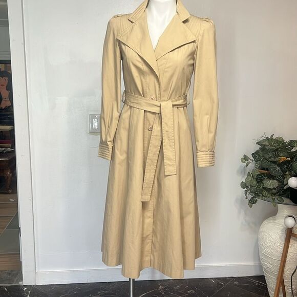 Vintage trench coat - Picture 2 of 16